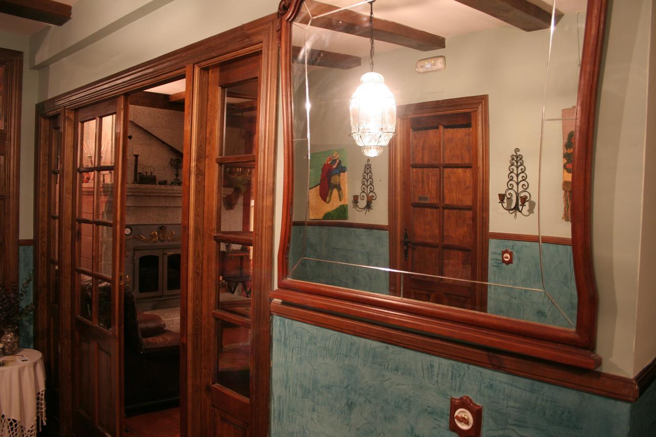 Hoyos del Collado La Casona De Collado旅馆 外观 照片